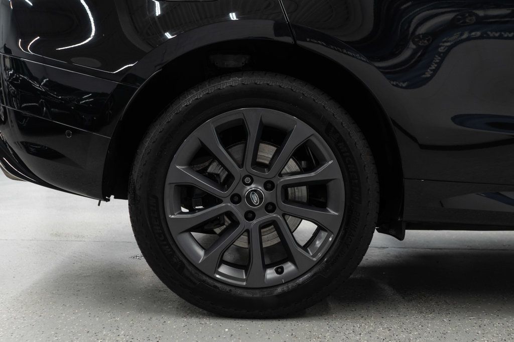 2024 Land Rover Range Rover Sport P400 Dynamic SE photo 40