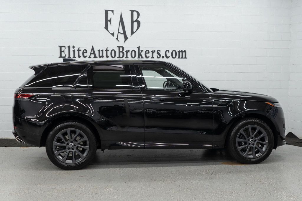 2024 Land Rover Range Rover Sport P400 Dynamic SE photo 5