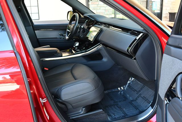2024 Land Rover Range Rover Sport P400 Dynamic SE AWD SUV W/Navigation and Park Assist - 22968130 - 18