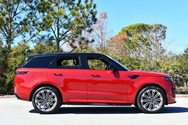 2024 Land Rover Range Rover Sport P400 Dynamic SE AWD SUV W/Navigation and Park Assist - 22968130 - 31