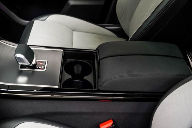 2024 Land Rover Range Rover Velar P250 Dynamic SE - 22938713 - 16