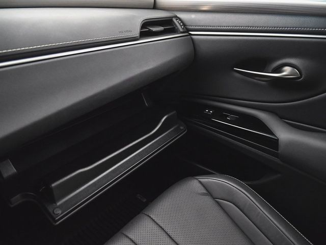 2024 Lexus ES 350 F Sport - 22954217 - 18