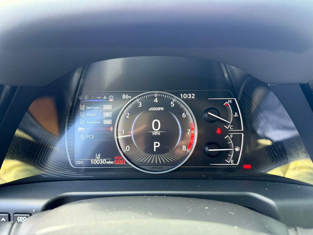 2024 Lexus ES 250 AWD photo 4