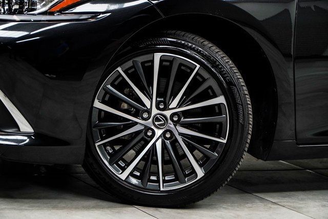 2024 Lexus ES 350 Premium photo 3