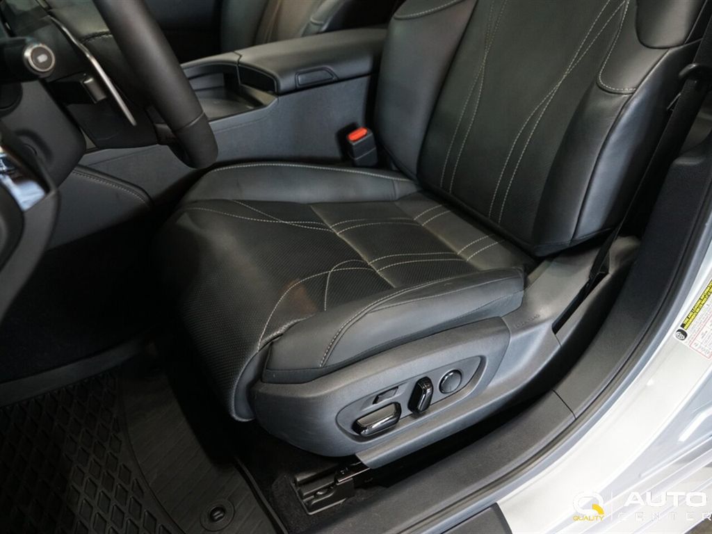 2024 Lexus ES 300h  - 23066229 - 13