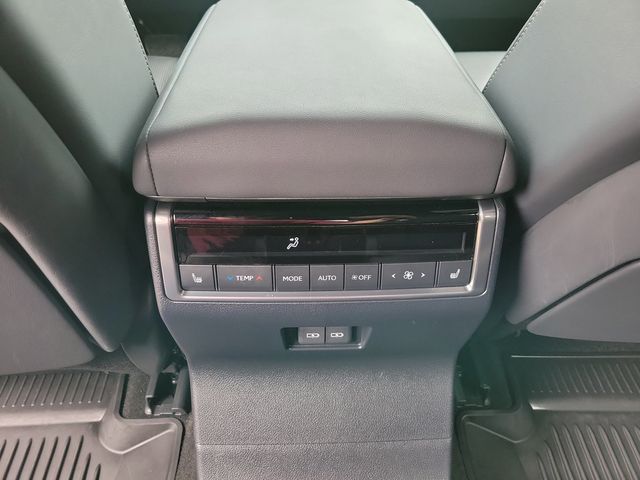 2024 Lexus GX  - 23021929 - 9