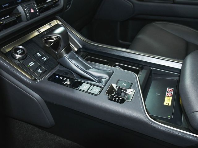 2024 Lexus GX 550 Premium - 23057402 - 36