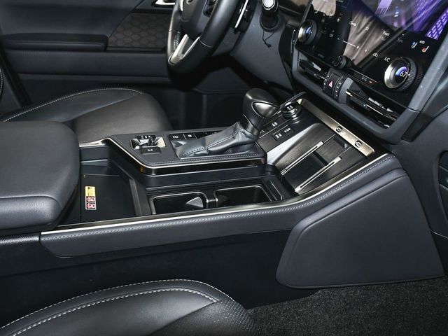 2024 Lexus GX 550 Premium - 23057402 - 65