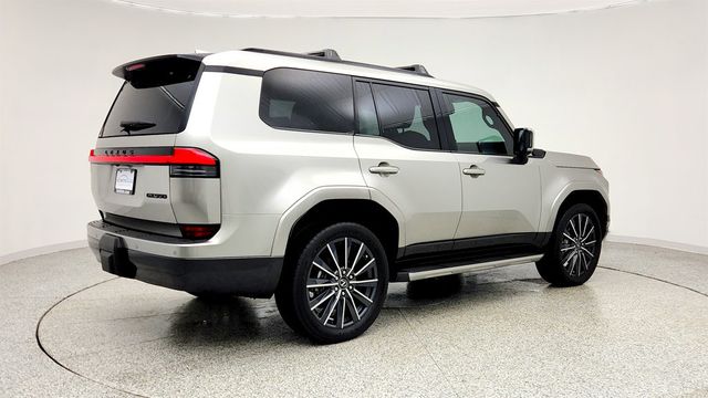 2024 Lexus GX GX 550 Luxury 4WD w/ Mark Levinson 21-Speaker Audio & HUD - 22998946 - 4