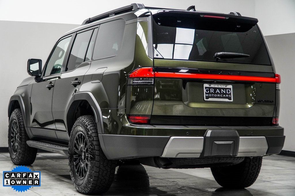 2024 Lexus GX 550 Overtrail photo 6