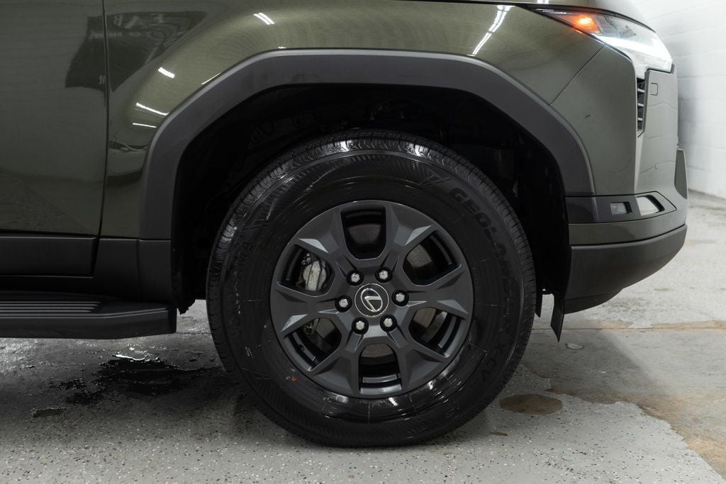 Lexus GX photo 41