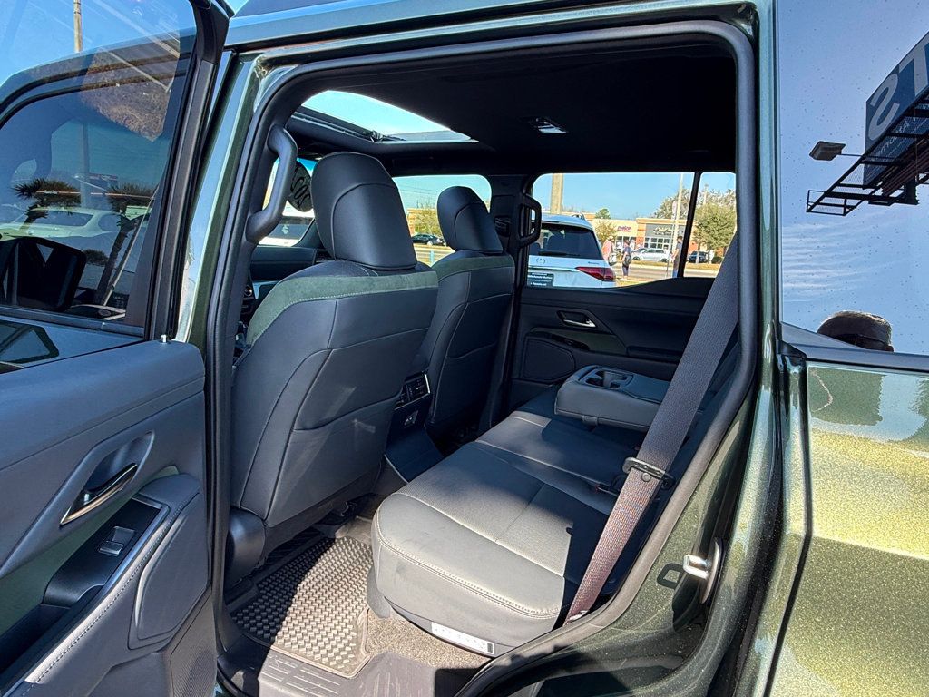 2024 Lexus GX GX 550 Overtrail 4WD - 22986551 - 30