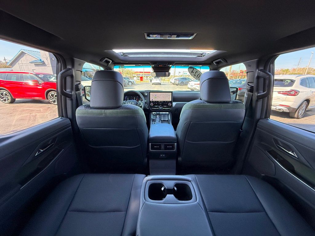 2024 Lexus GX GX 550 Overtrail 4WD - 22986551 - 33