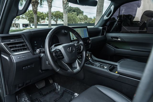 2024 Lexus GX GX 550 Overtrail 4WD - 22974715 - 14