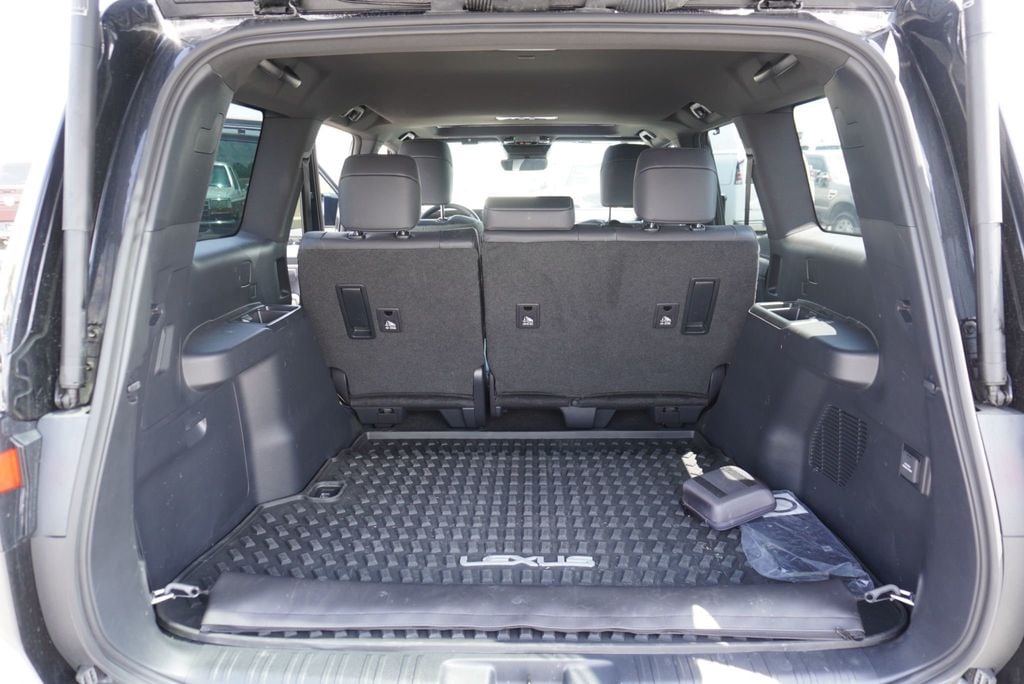 2024 Lexus GX GX 550 OVERTRIAL - 23053106 - 19