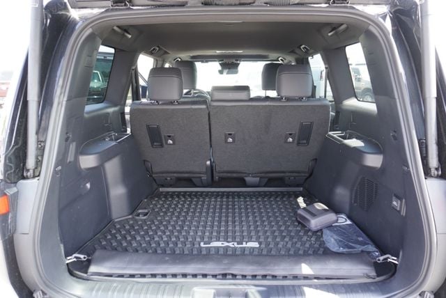 2024 Lexus GX GX 550 OVERTRIAL - 23053106 - 19