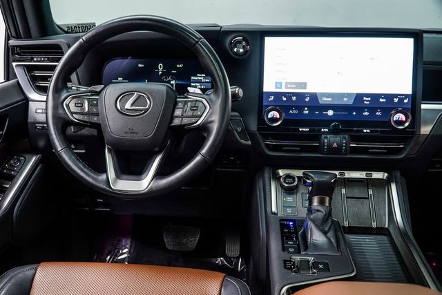 2024 Lexus GX GX 550 Premium+ 4WD - 22955909 - 16