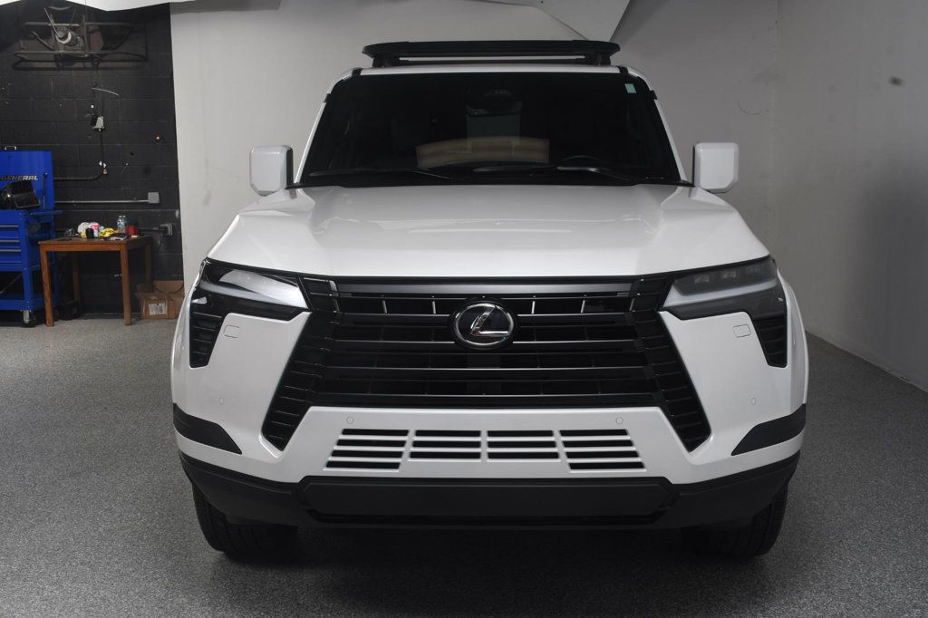 Lexus GX photo 18
