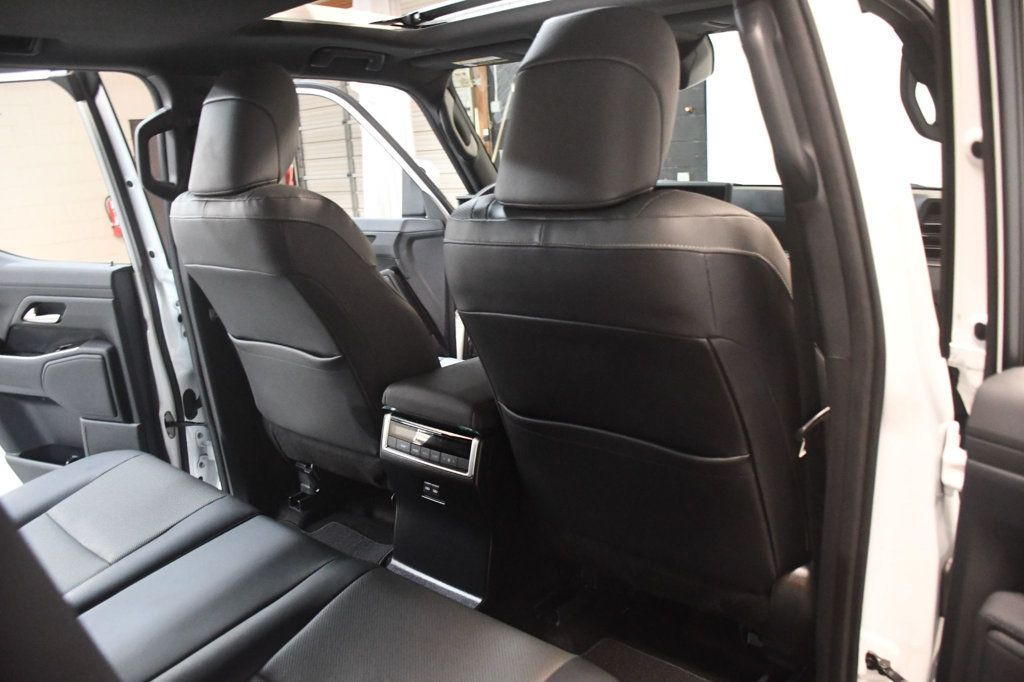 Lexus GX photo 35