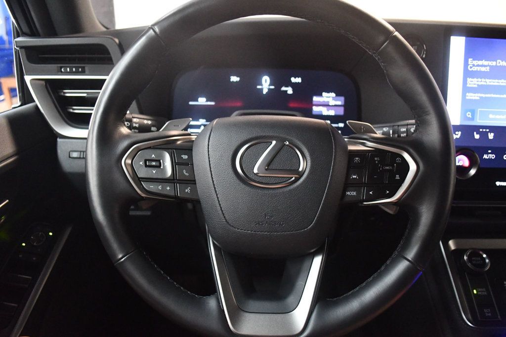 Lexus GX photo 38