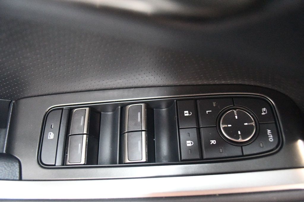 Lexus GX photo 58