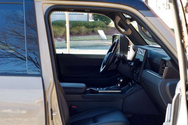 2024 Lexus GX Heated&Cooled Seats/Heads Up Display/Blind Spot/Lane Keep Assist - 22969742 - 37