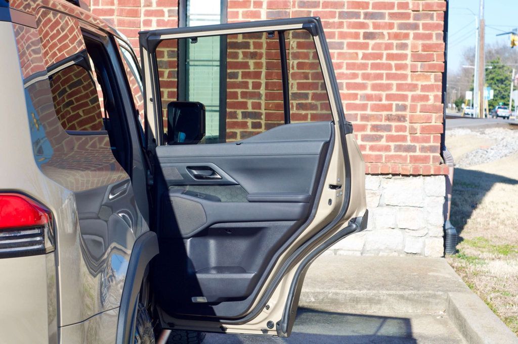 2024 Lexus GX Heated&Cooled Seats/Heads Up Display/Blind Spot/Lane Keep Assist - 22969742 - 39