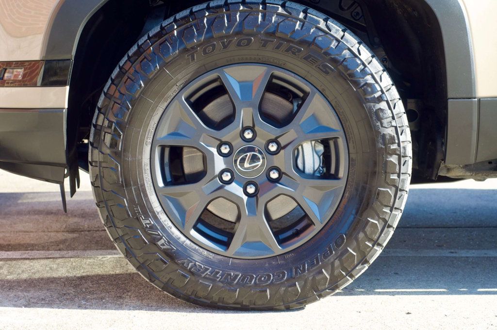 2024 Lexus GX Heated&Cooled Seats/Heads Up Display/Blind Spot/Lane Keep Assist - 22969742 - 47