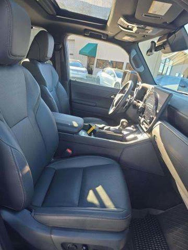 2024 Lexus GX Heated&Cooled Seats/Heads Up Display/Blind Spot/Lane Keep Assist - 22969742 - 5