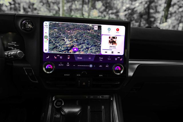 2024 Lexus GX Luxury/2ndRowCaptains/Heated&CooledSeats/HeadsUpDisplay/NAV - 23068561 - 30
