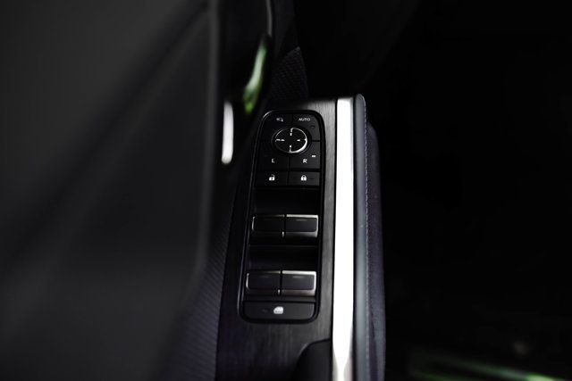 2024 Lexus GX Luxury/2ndRowCaptains/Heated&CooledSeats/HeadsUpDisplay/NAV - 23068561 - 50