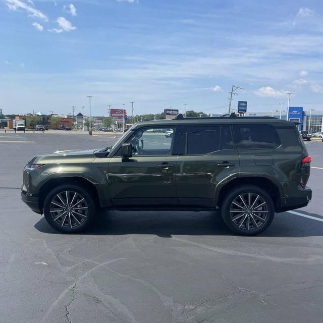 2024 Lexus GX Luxury+/HeadsUpDisplay/Heated&CooledSeats/TrafficJamAssist/NAV - 23072938 - 1
