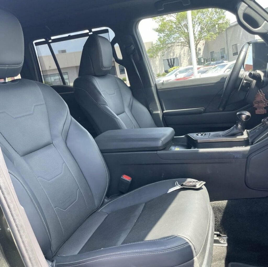 2024 Lexus GX Luxury+/HeadsUpDisplay/Heated&CooledSeats/TrafficJamAssist/NAV - 23072938 - 5