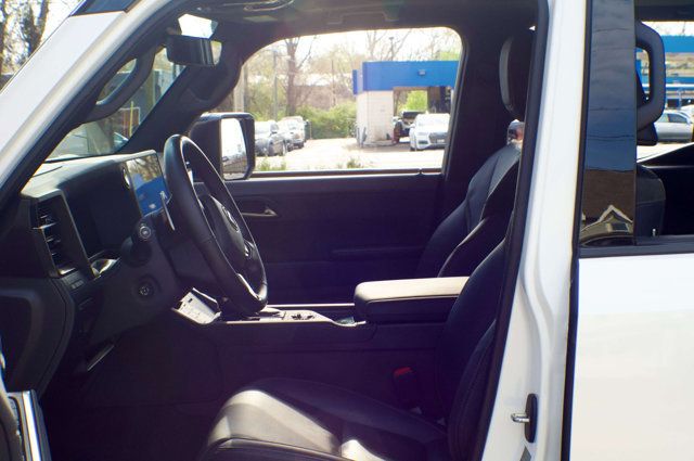 2024 Lexus GX Overtrail+/Heated&CooledMassagingSeats/HeadsUpDisplay/NAV - 23002227 - 17