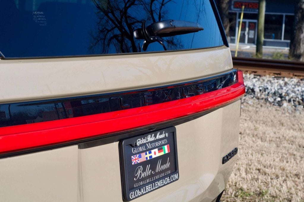 2024 Lexus GX Overtrail+/Heated&CooledSeats/HeadsUpDisplay/LaneKeepAssist - 22969742 - 9