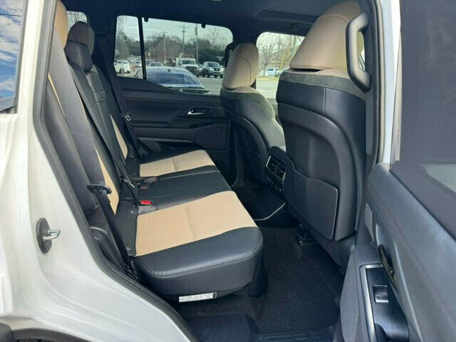 2024 Lexus GX Overtrail Plus/Heated&Cooled MassagingSeats/Heads Up Display/NAV - 22767684 - 16