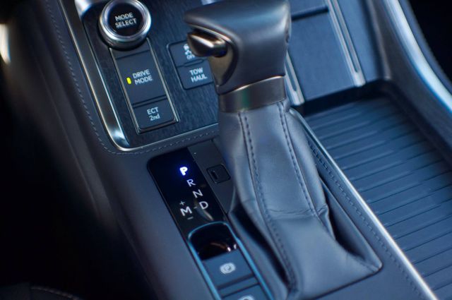 2024 Lexus GX Premium+/ColdAreaPkg/HeadsUpDisplay/TrafficJamAssist/NAV - 22972649 - 24