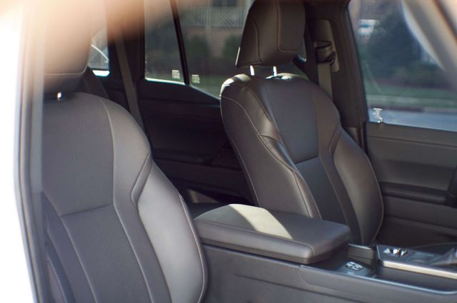 2024 Lexus GX Premium+/ColdAreaPkg/HeadsUpDisplay/TrafficJamAssist/NAV - 22972649 - 39