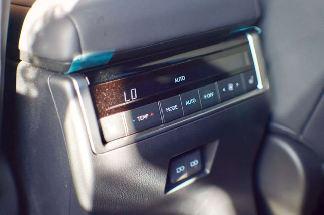 2024 Lexus GX Premium+/ColdAreaPkg/HeadsUpDisplay/TrafficJamAssist/NAV - 22972649 - 45