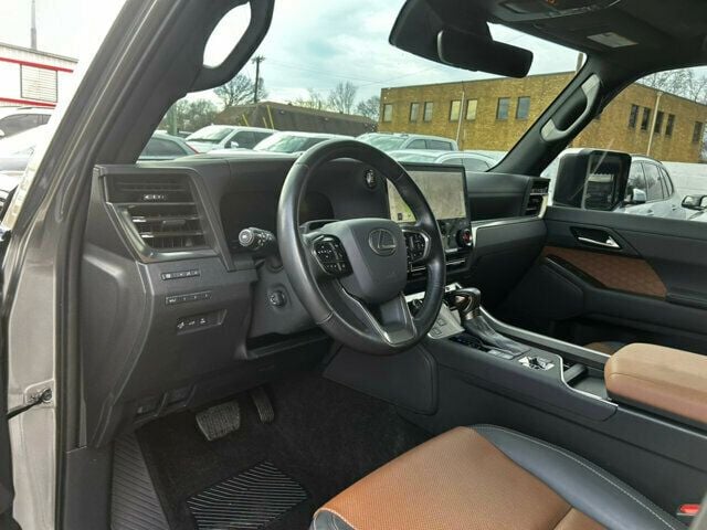 2024 Lexus GX Premium+/HeadsUpDisplay/ColdAreaPkg/TrafficJamAssist/NAV - 22972387 - 10