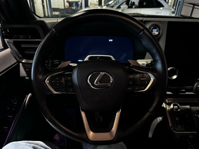 2024 Lexus GX Premium+/HeadUpDisplay/Htd&CldSeats/TrafficJamAssist/MoonRoof - 23020174 - 11