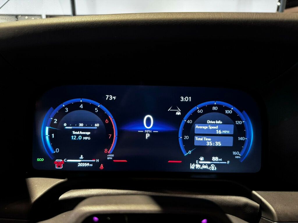 2024 Lexus GX Premium+/HeadUpDisplay/Htd&CldSeats/TrafficJamAssist/MoonRoof - 23020174 - 12