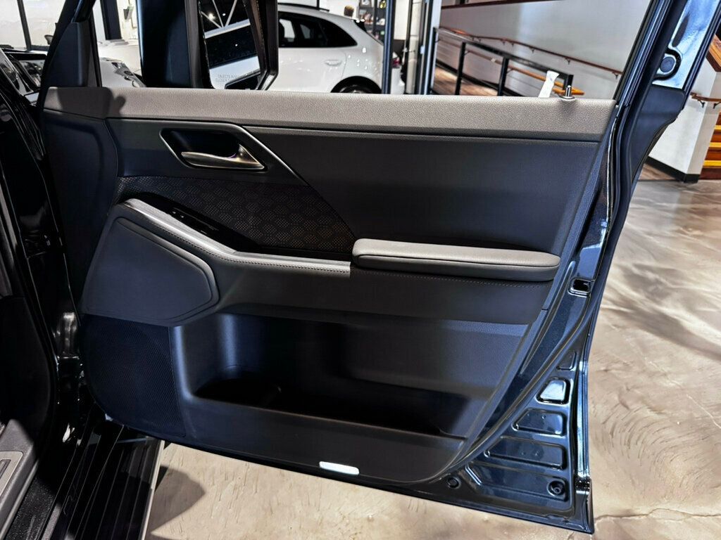 2024 Lexus GX Premium+/HeadUpDisplay/Htd&CldSeats/TrafficJamAssist/MoonRoof - 23020174 - 27