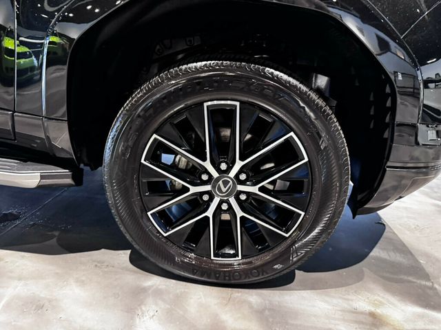 2024 Lexus GX Premium+/HeadUpDisplay/Htd&CldSeats/TrafficJamAssist/MoonRoof - 23020174 - 31