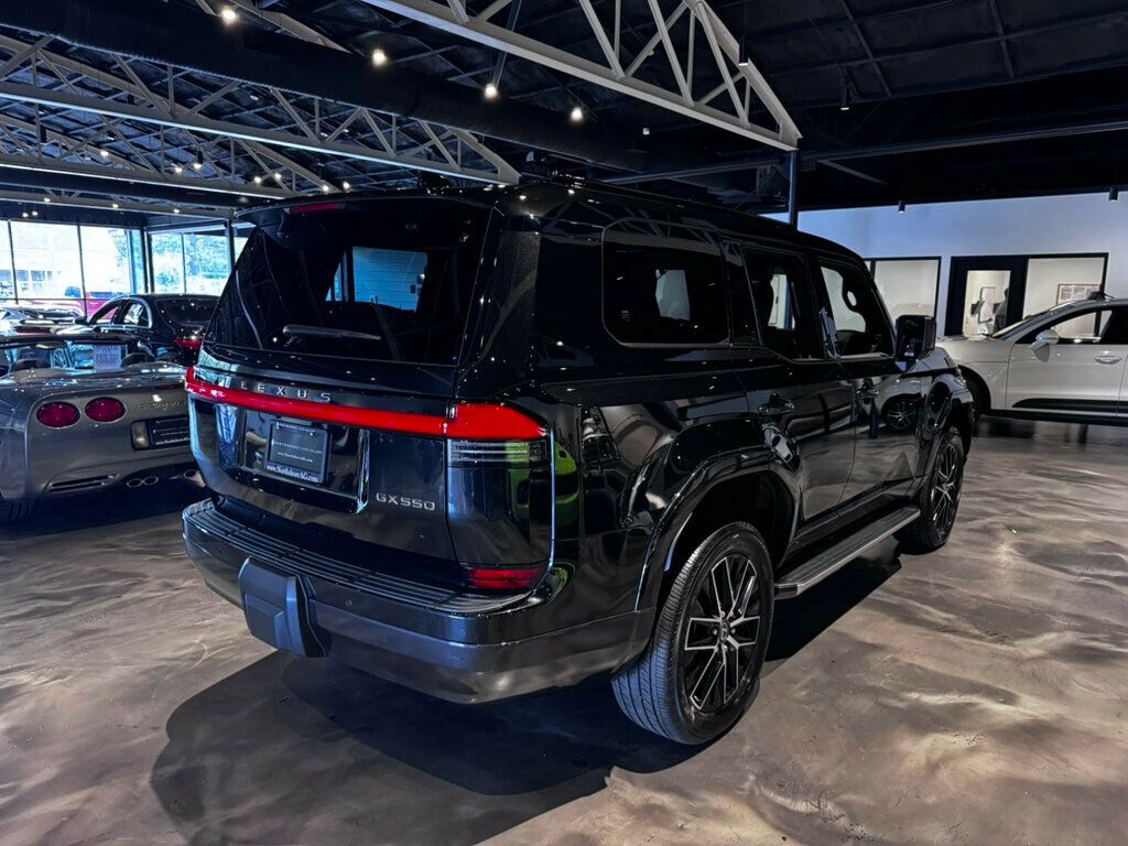2024 Lexus GX Premium+/HeadUpDisplay/Htd&CldSeats/TrafficJamAssist/MoonRoof - 23020174 - 4