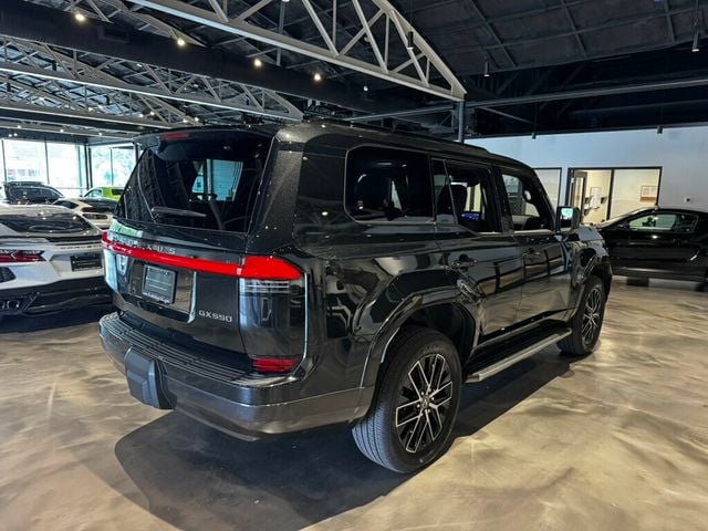 2024 Lexus GX 460 550 Premium's photo
