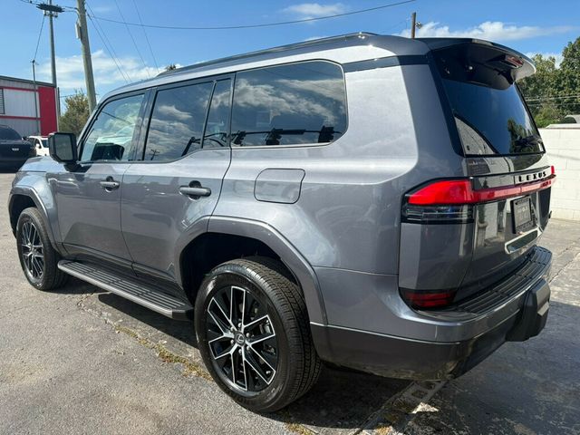 2024 Lexus GX Premium photo 3