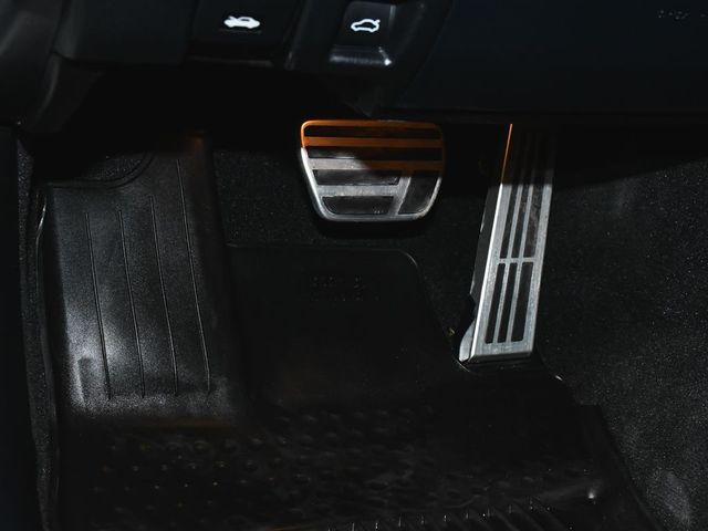 2024 Lexus IS 350 F SPORT - 23025857 - 16