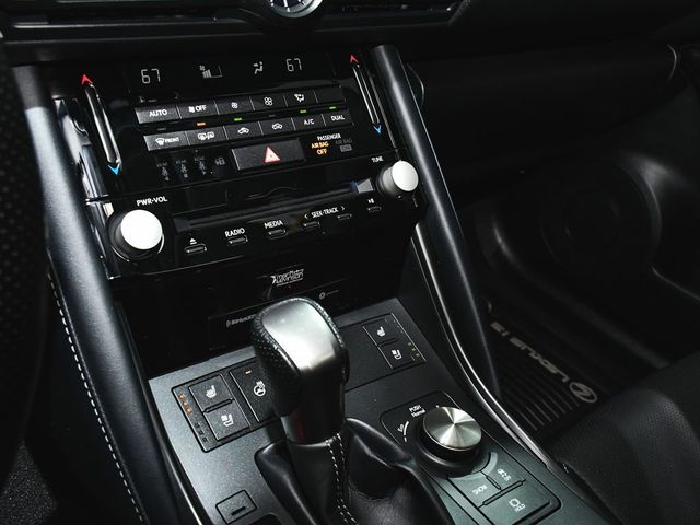 2024 Lexus IS 350 F SPORT - 23025857 - 37