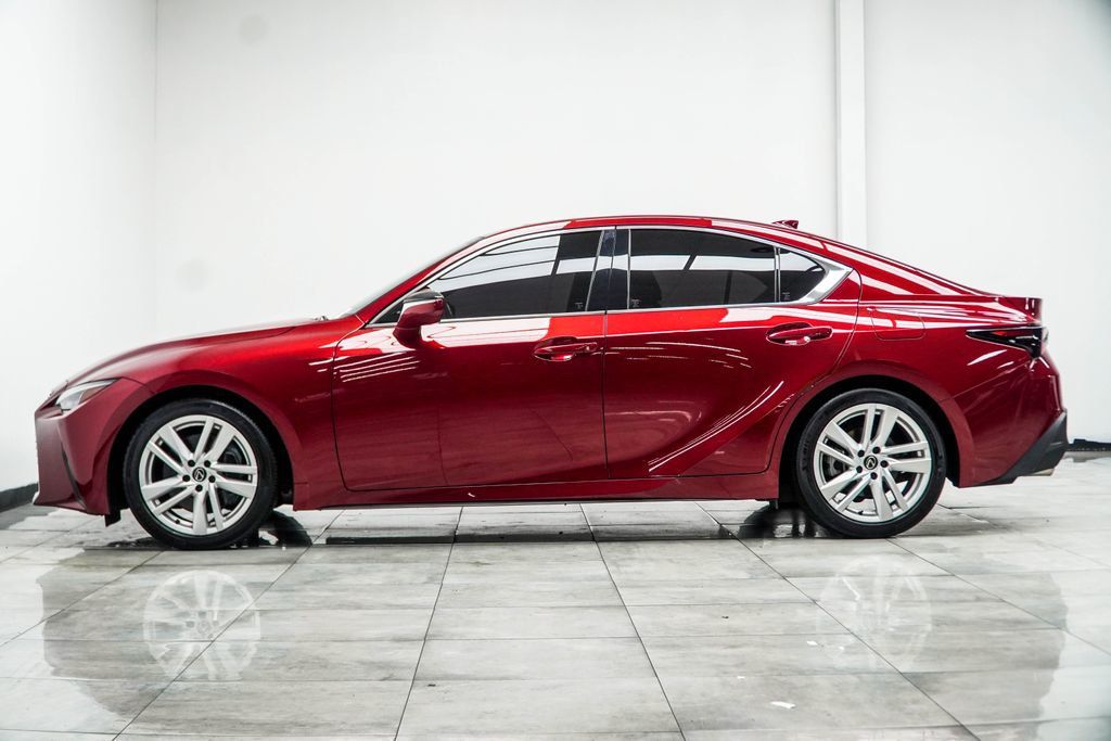 Lexus IS photo 10